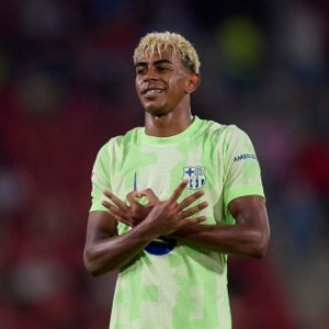 超越法蒂，亚马尔是本世纪西甲打入15球最年轻的球员